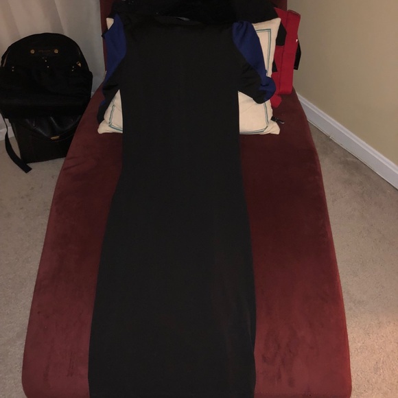 Dress - Picture 2 of 3